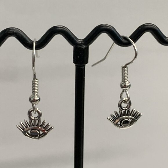 Evil Eye Earring, Wiccan Earring, Punk Goth Earring, Eye Earring, Gift Idea, Eye - Picture 7 of 8